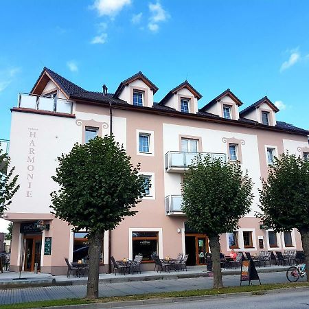 Wellness Hotel Harmonie Třeboň 외부 사진